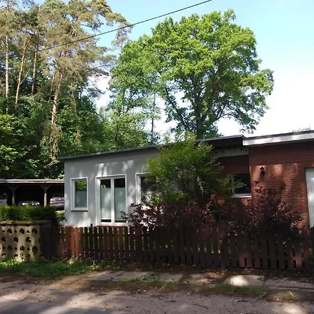 Gemuetlicher Ferienbungalow Mit Eigenem Ruderboot Ferienhaus Crivitz